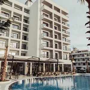 Hotel Delight & Golem (Tirana)