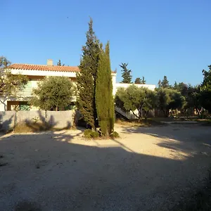 https://mas-vincent.fr-provencehotel.com
